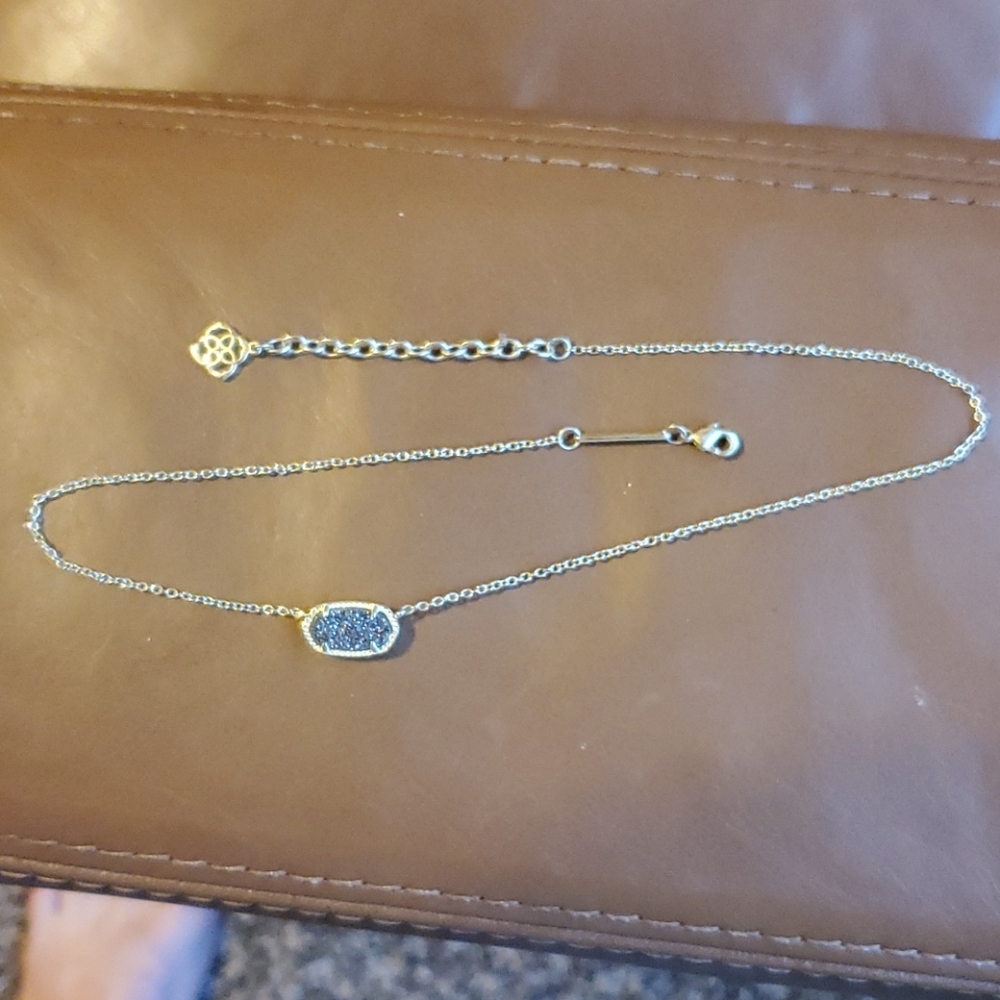 Kendra Scott yellow gold necklace